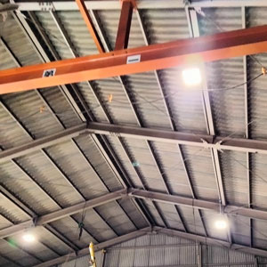 電気工事一宮市　工場高天井LED照明取替工事